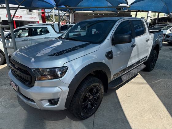 FORD RANGER 3.2 STORM 4X4 CD 20V DIESEL 4P AUTOMÁTICO FORD RANGER 3.2 STORM 4X4 CD 20V DIESEL 4P AUTOMÁTICO